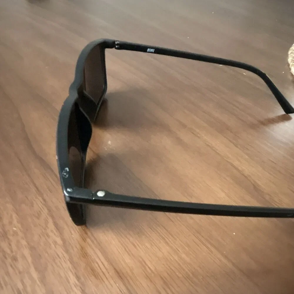 Revel  P1961 Rectangle Sunglasses Black Frame/Black Size 55-17-140 pre owned